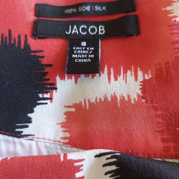 Red white and black skirt size 8 - Picture 3 of 3